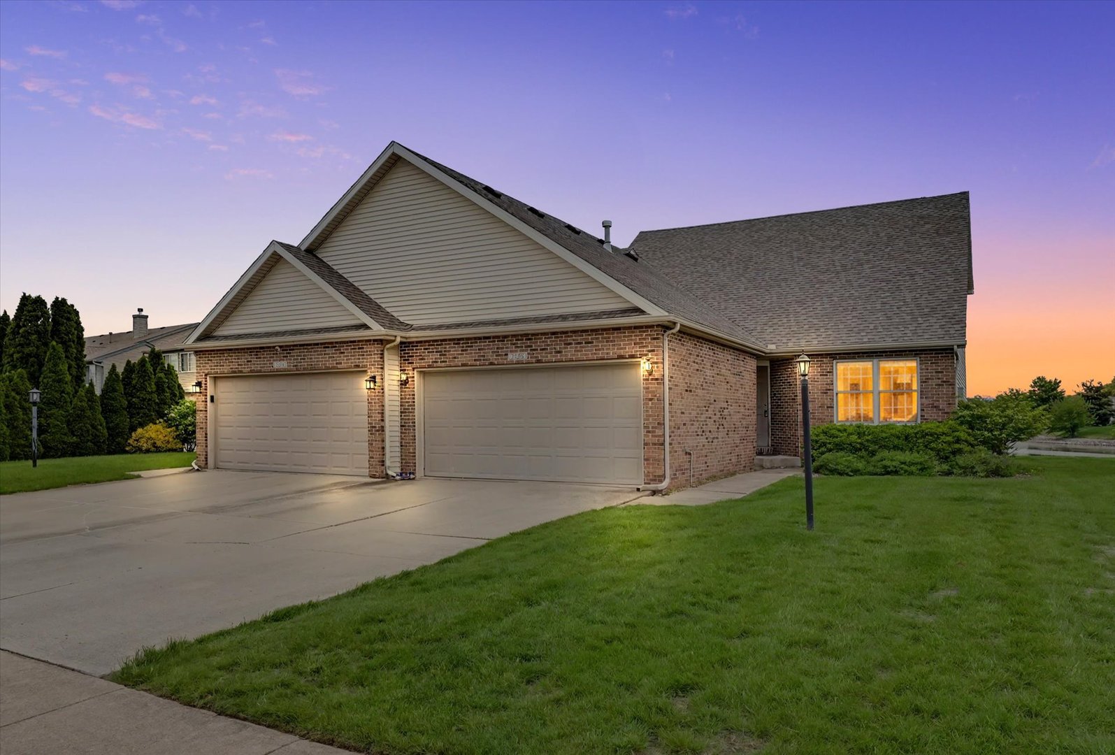 Photo of 2508 Windward Boulevard, Champaign, IL