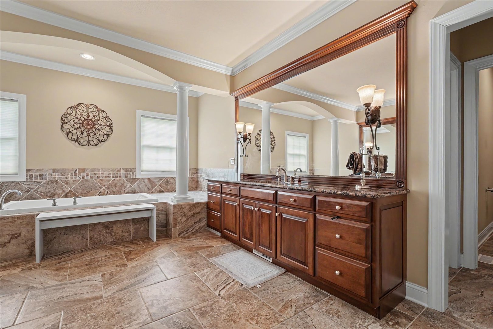Property photo 44