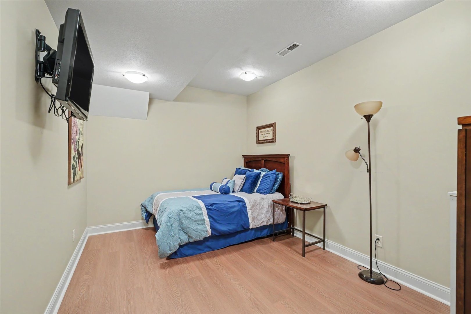 Property photo 70