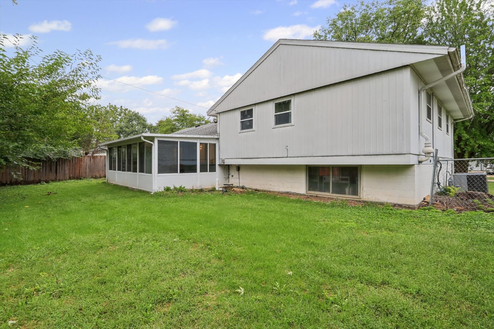 Property photo 32