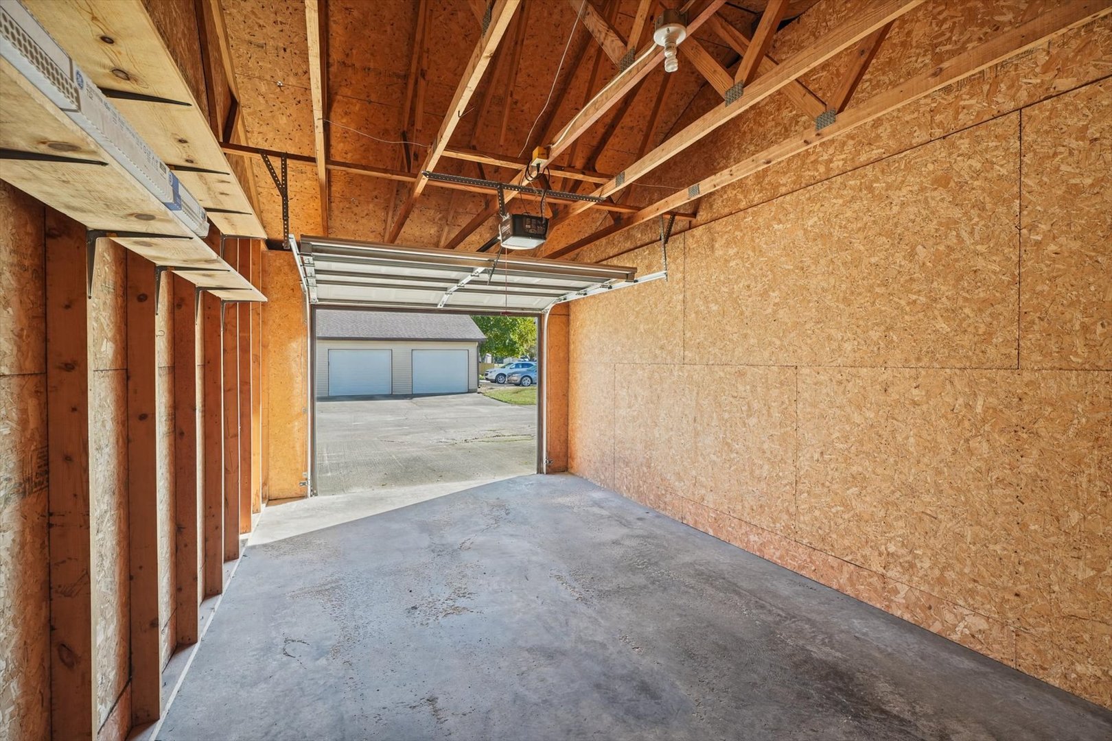 Property photo 38