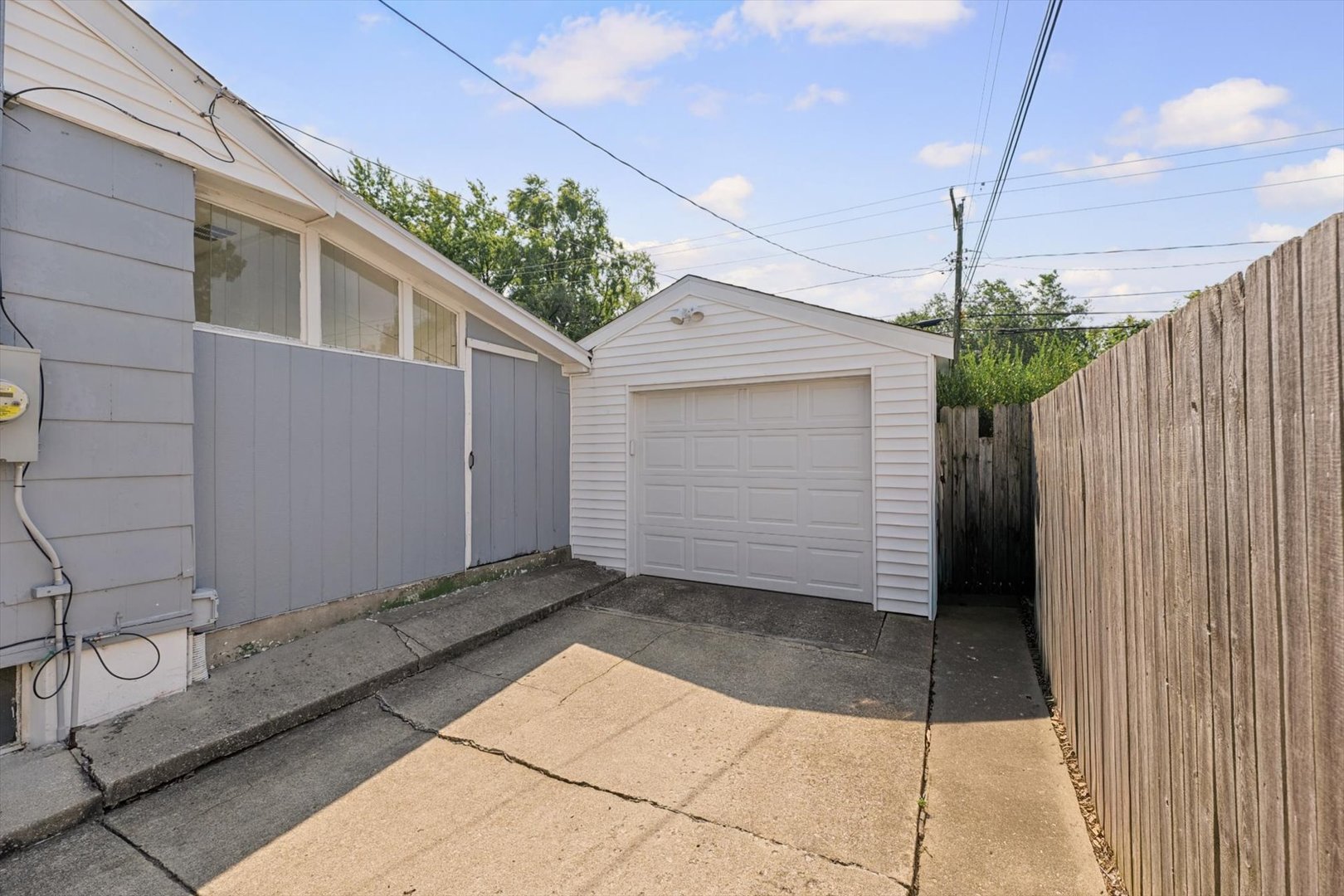 Property photo 35