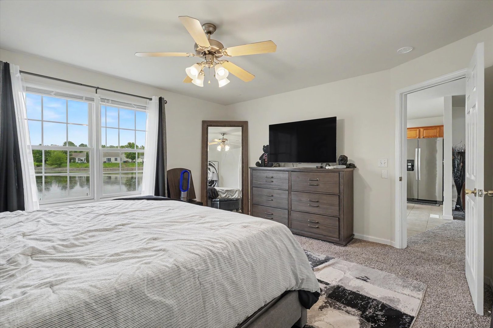 Photo 13 of 2508 Windward Boulevard
