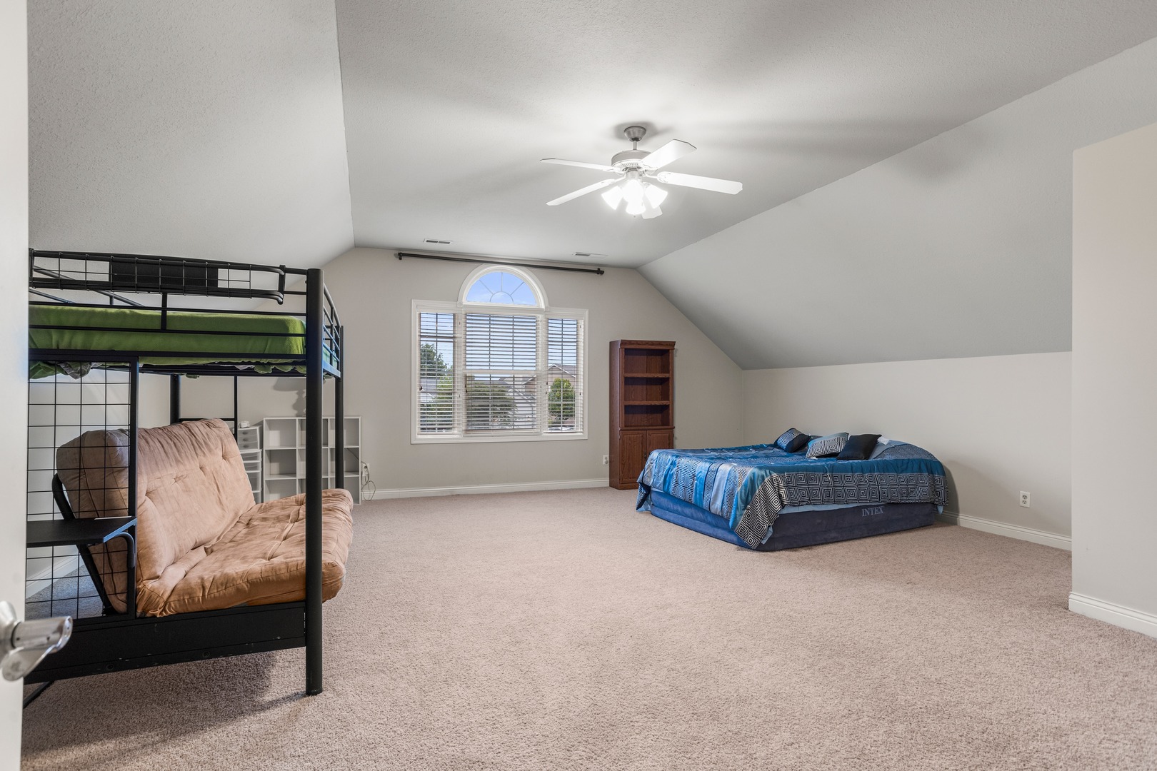 Property photo 30