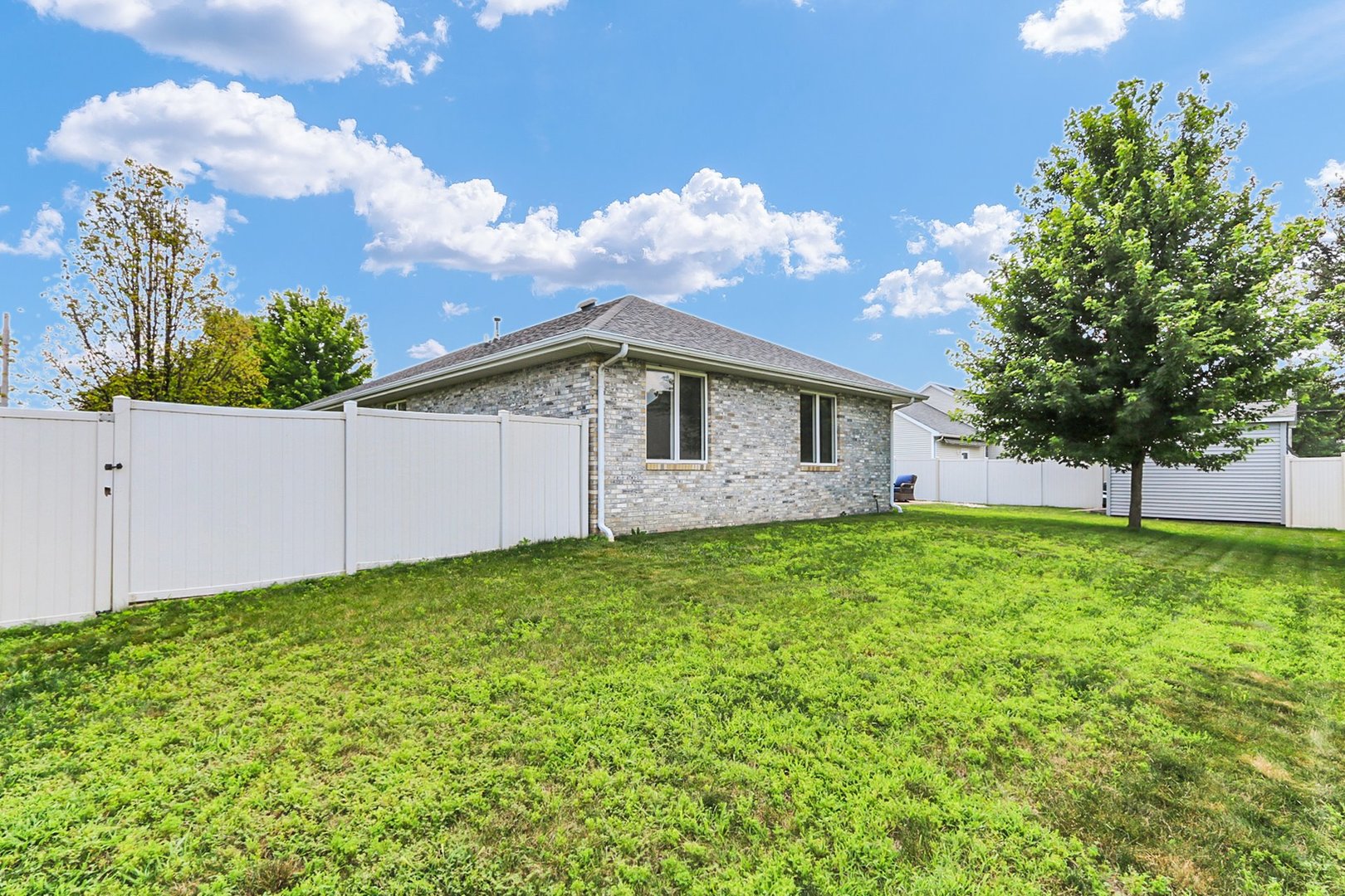 Property photo 31