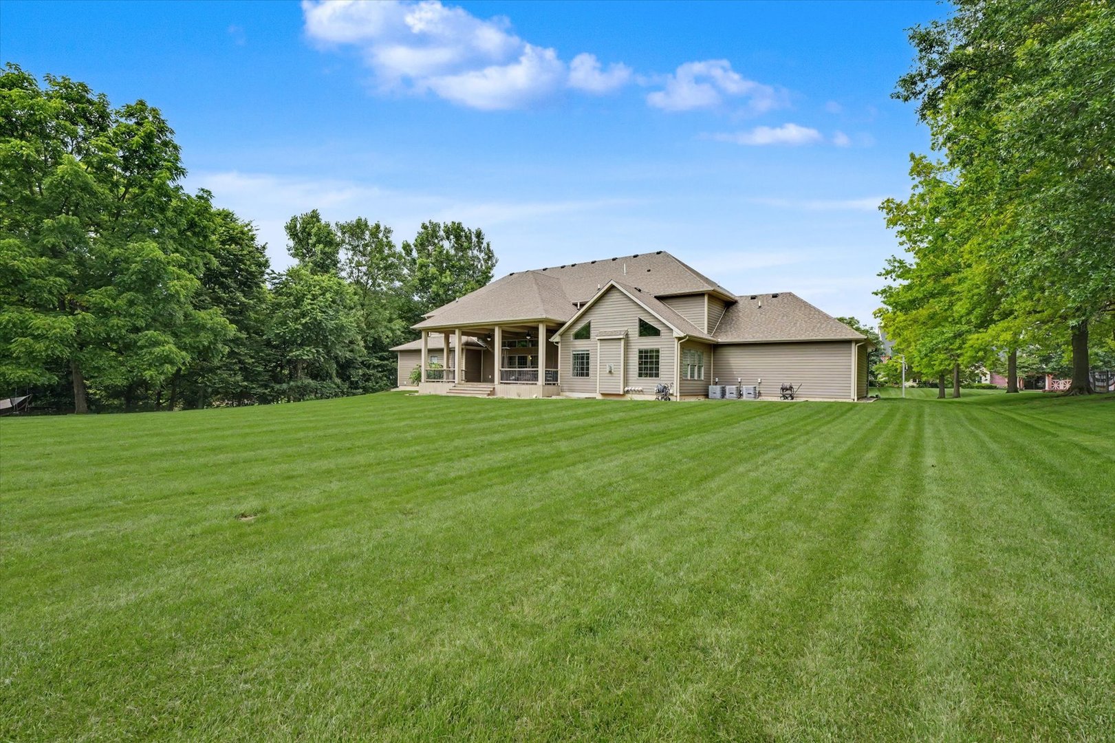 Property photo 103