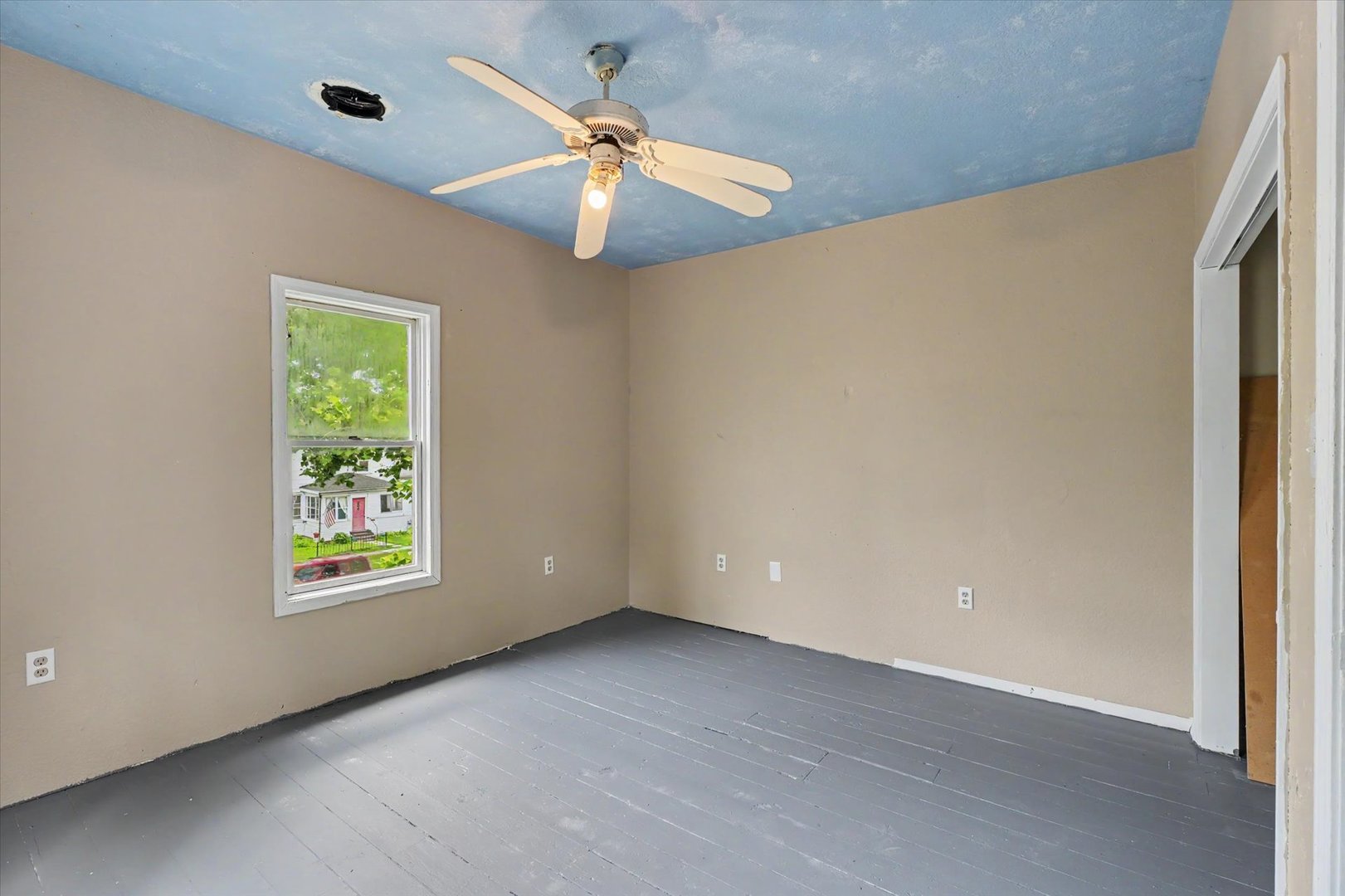 Property photo 30