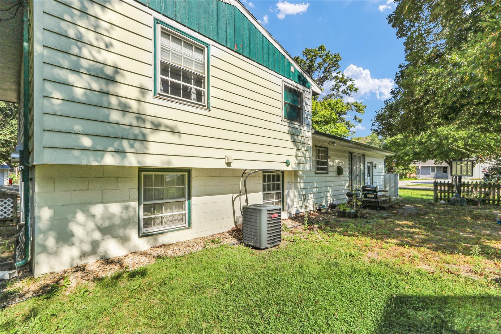 Property photo 32