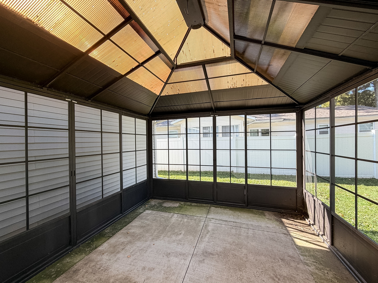 Property photo 34
