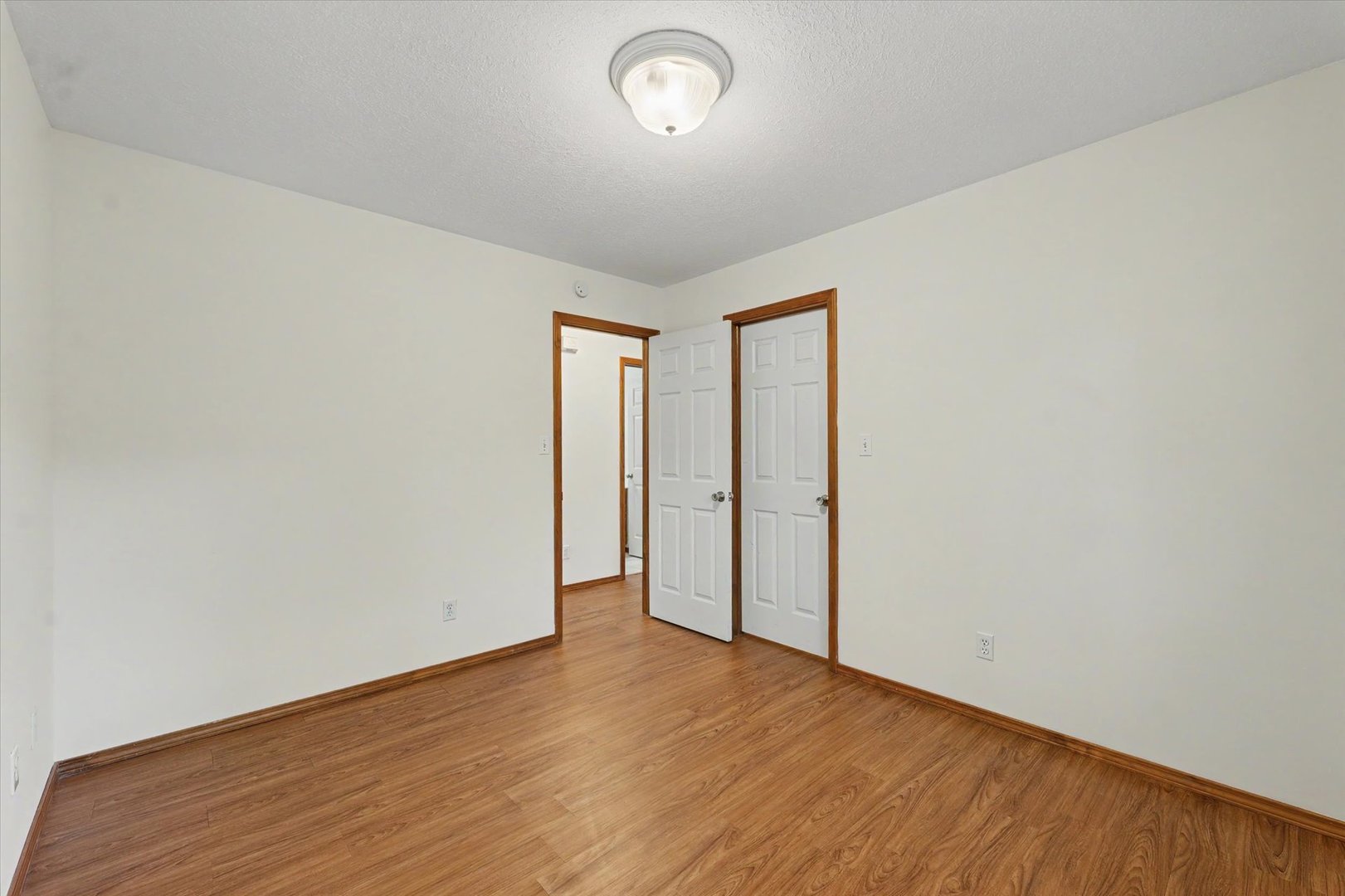 Photo 17 of 905 S Cottage Grove Avenue