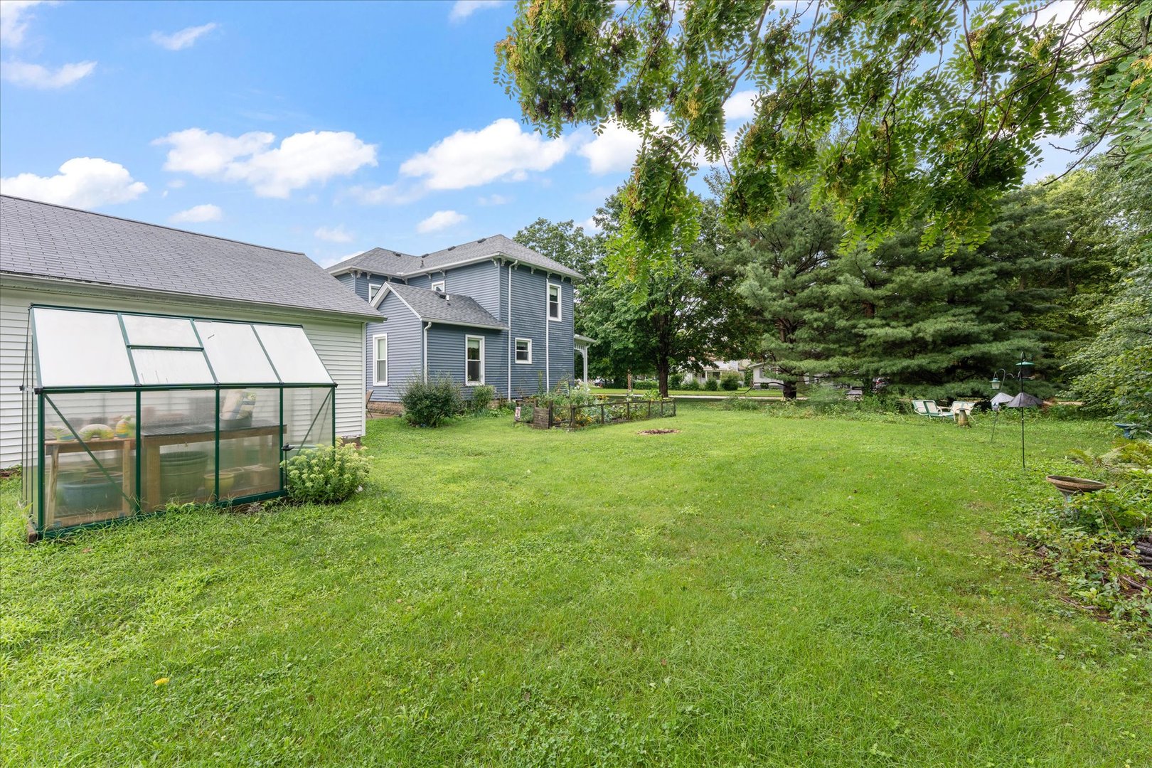 Property photo 44