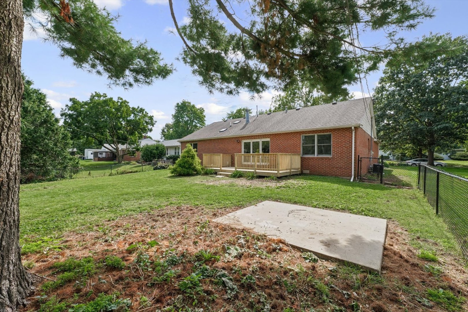 Property photo 34