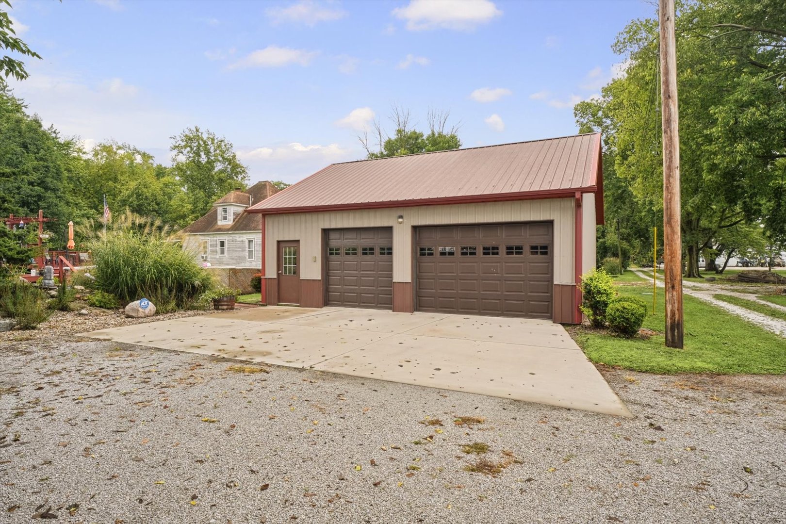 Property photo 73