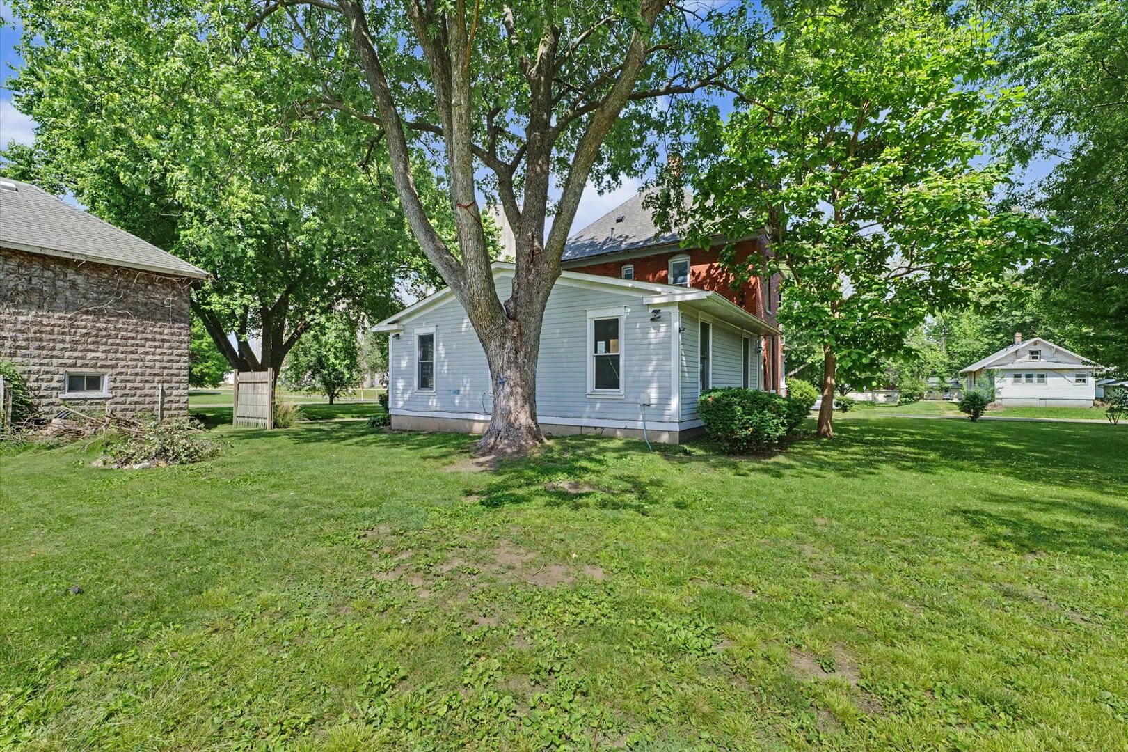 Property photo 35