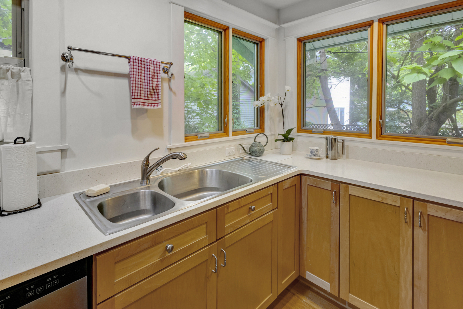 Photo 13 of 1004 S Orchard Street