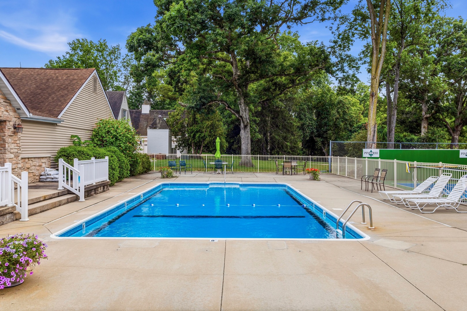 Property photo 38
