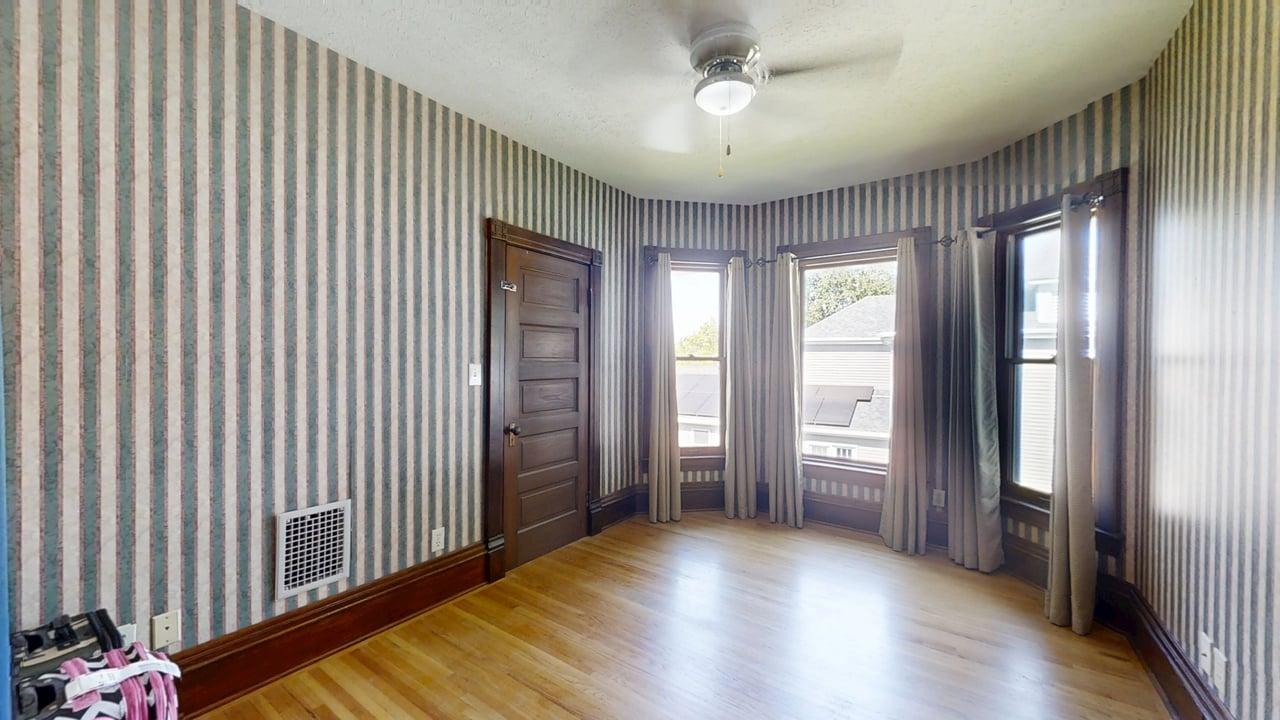 Property photo 35