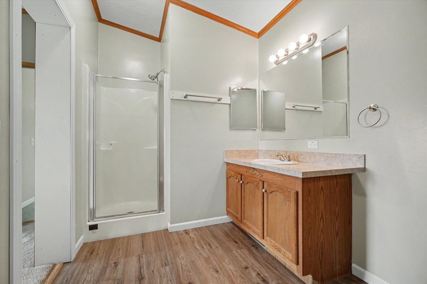 Property photo 74