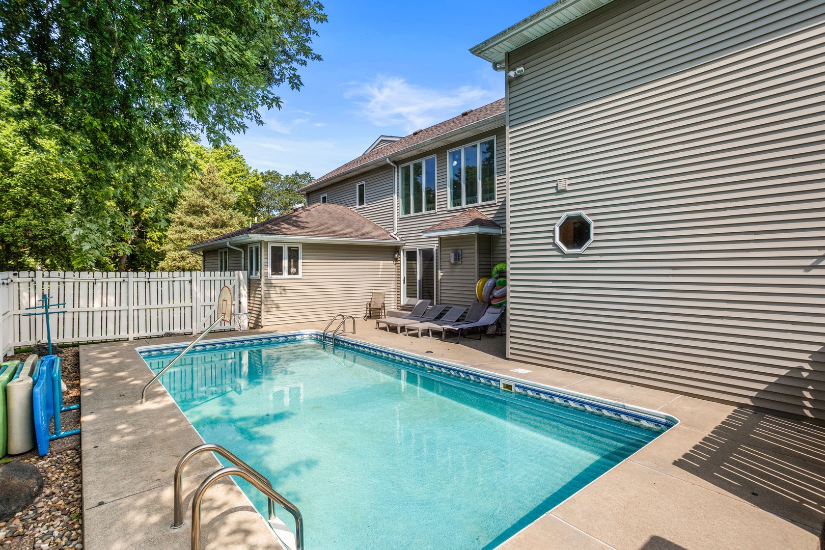 Property photo 46