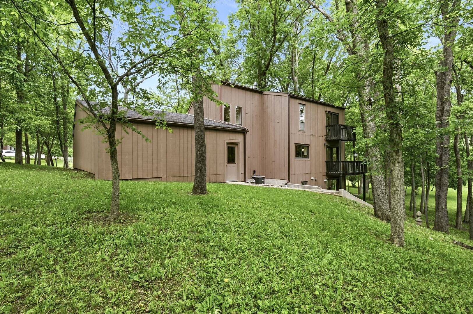 Property photo 84