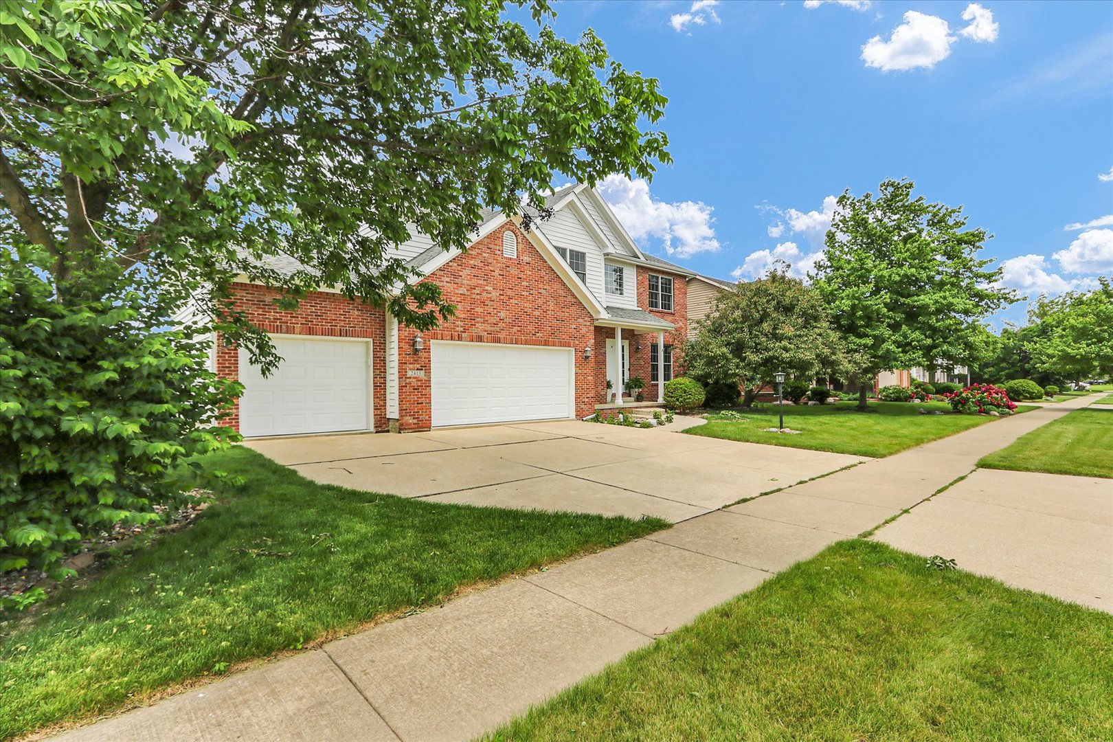 Photo 3 of 2413 Stricker Lane