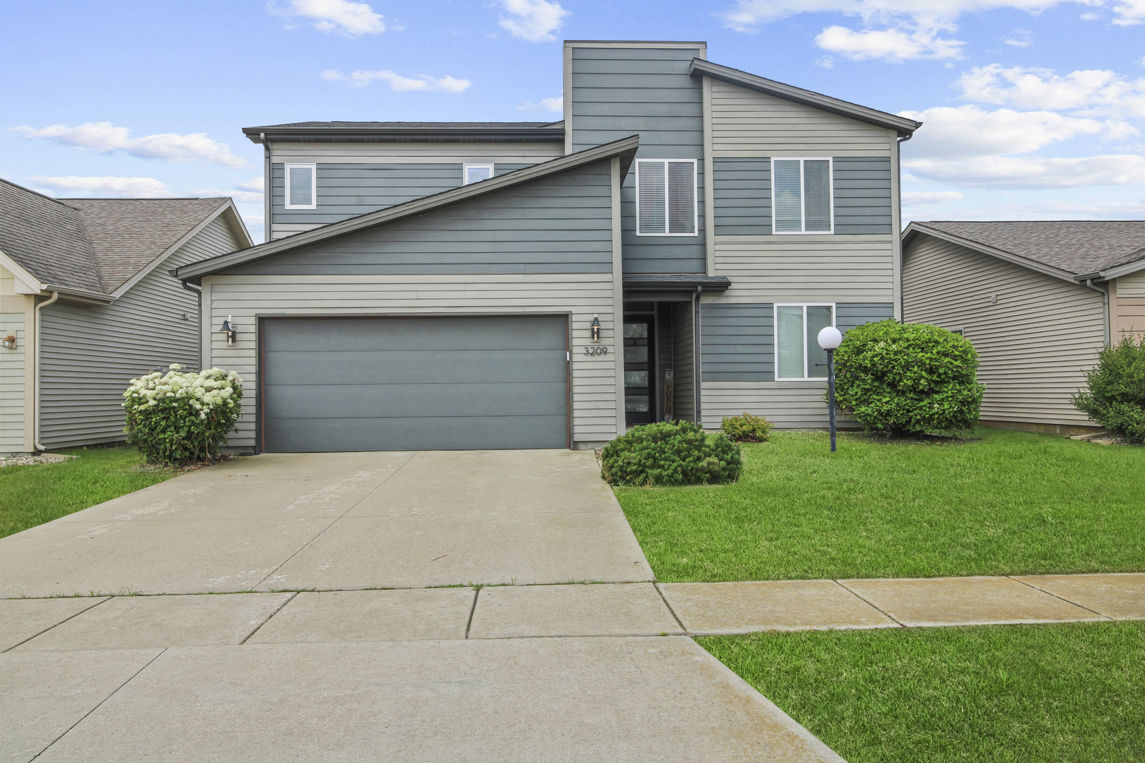 Photo of 3209 Stanley Lane, Champaign