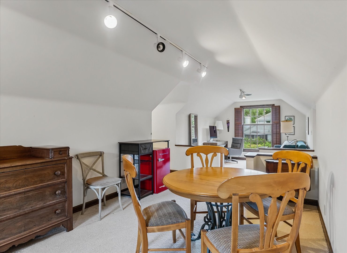 Property photo 74