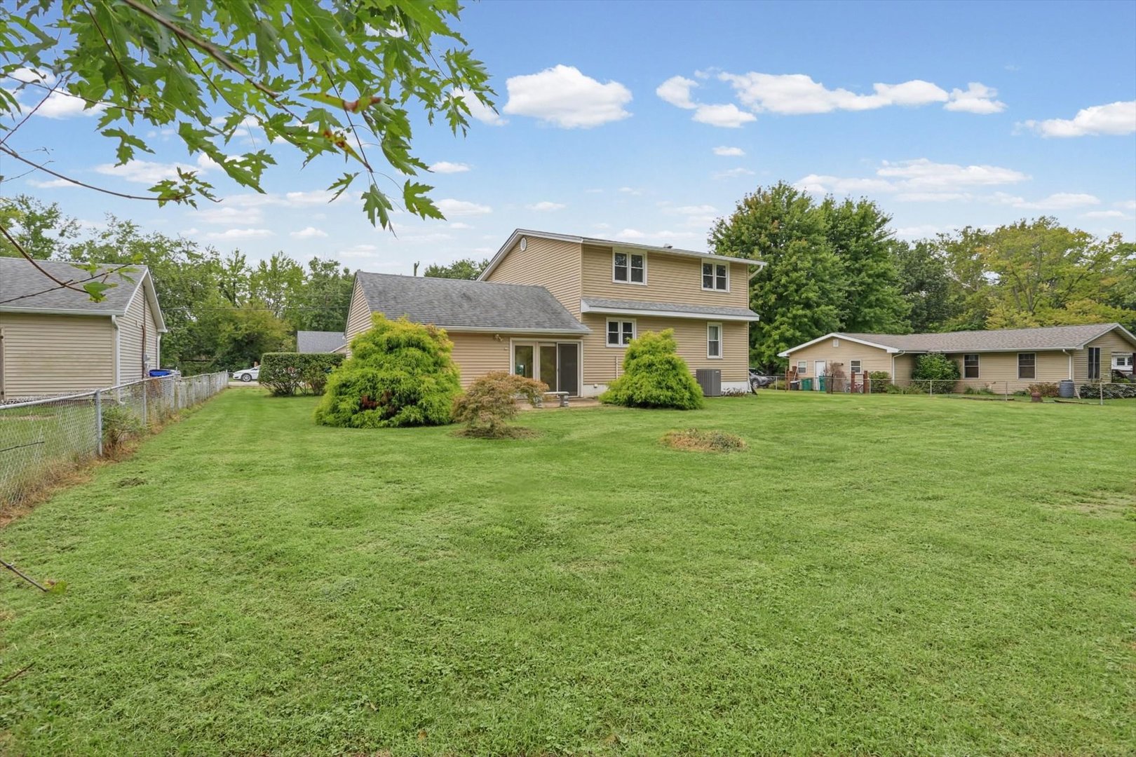 Property photo 34