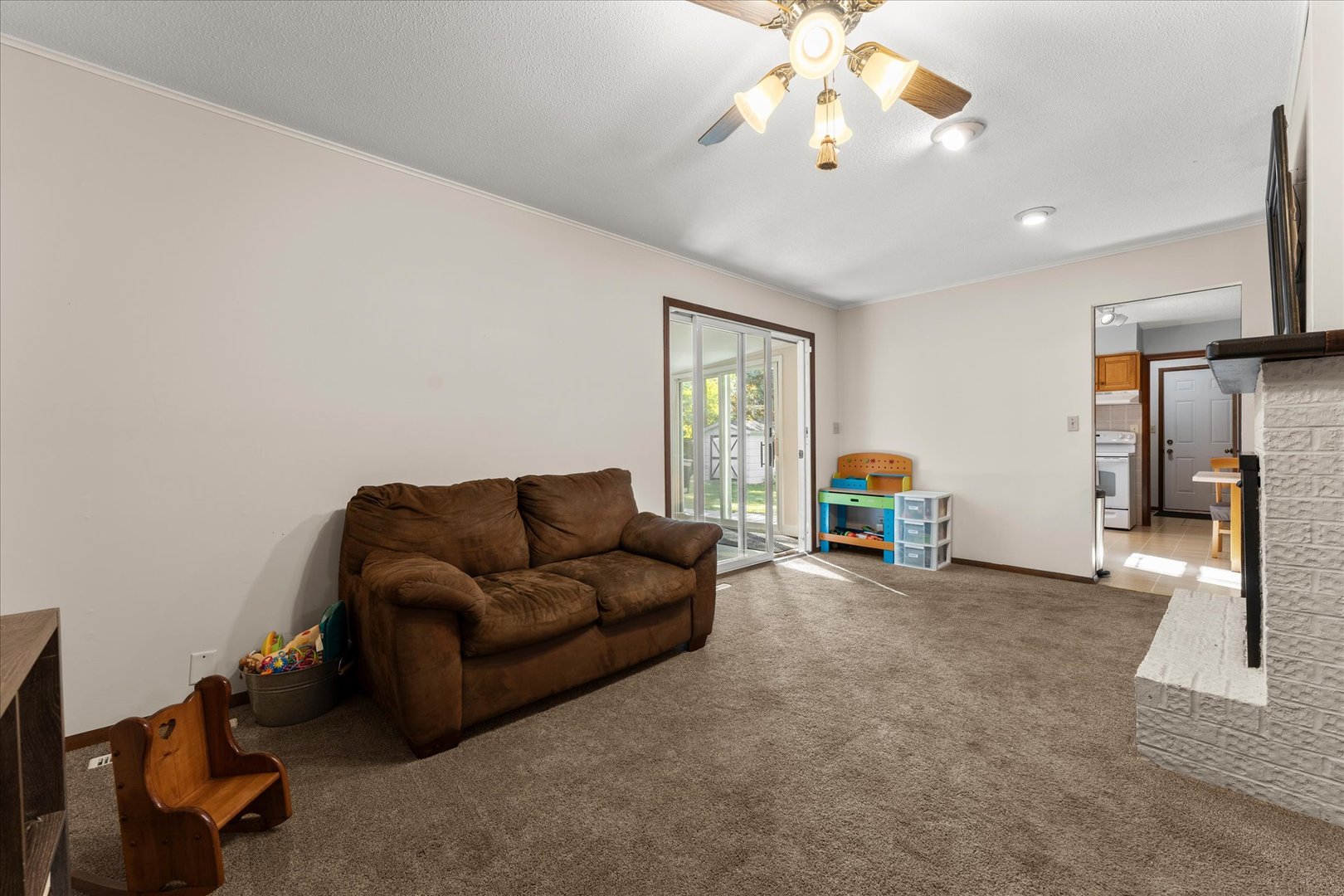 Photo 19 of 1108 Riverside Court
