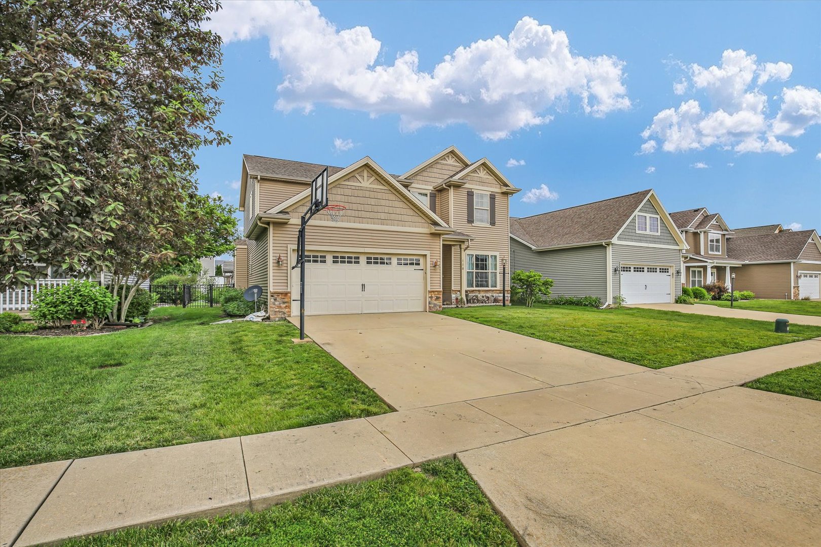 Photo 3 of 110 Blazing Star Drive