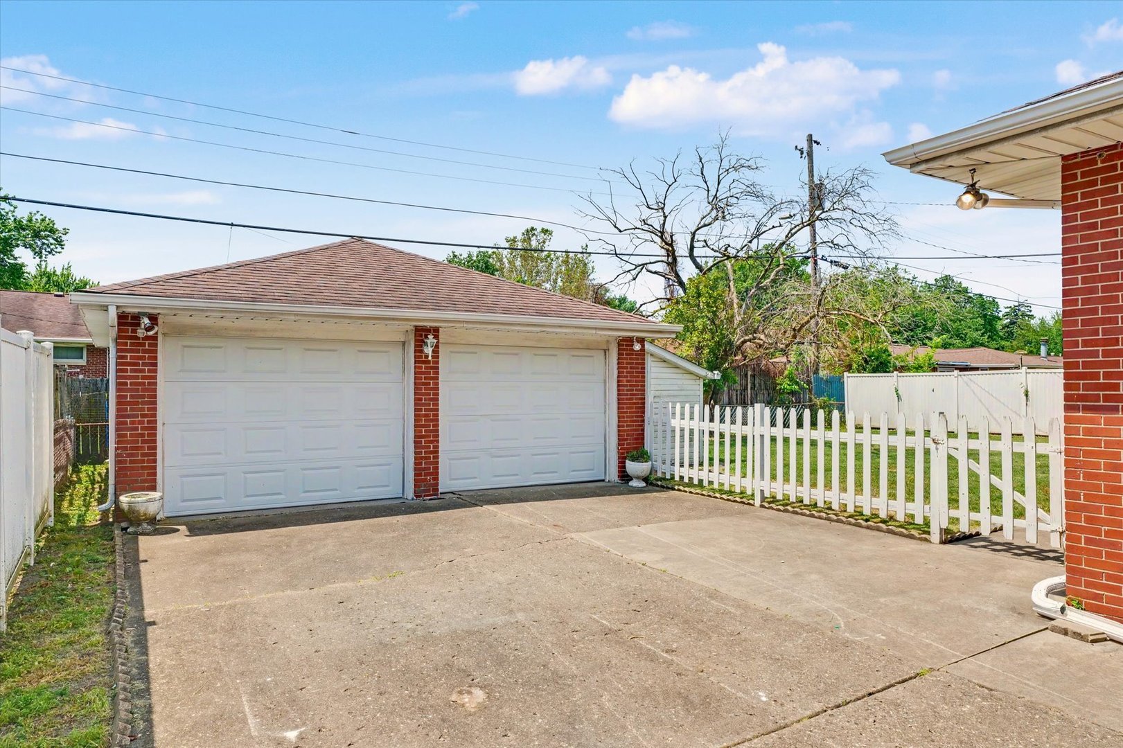 Property photo 31