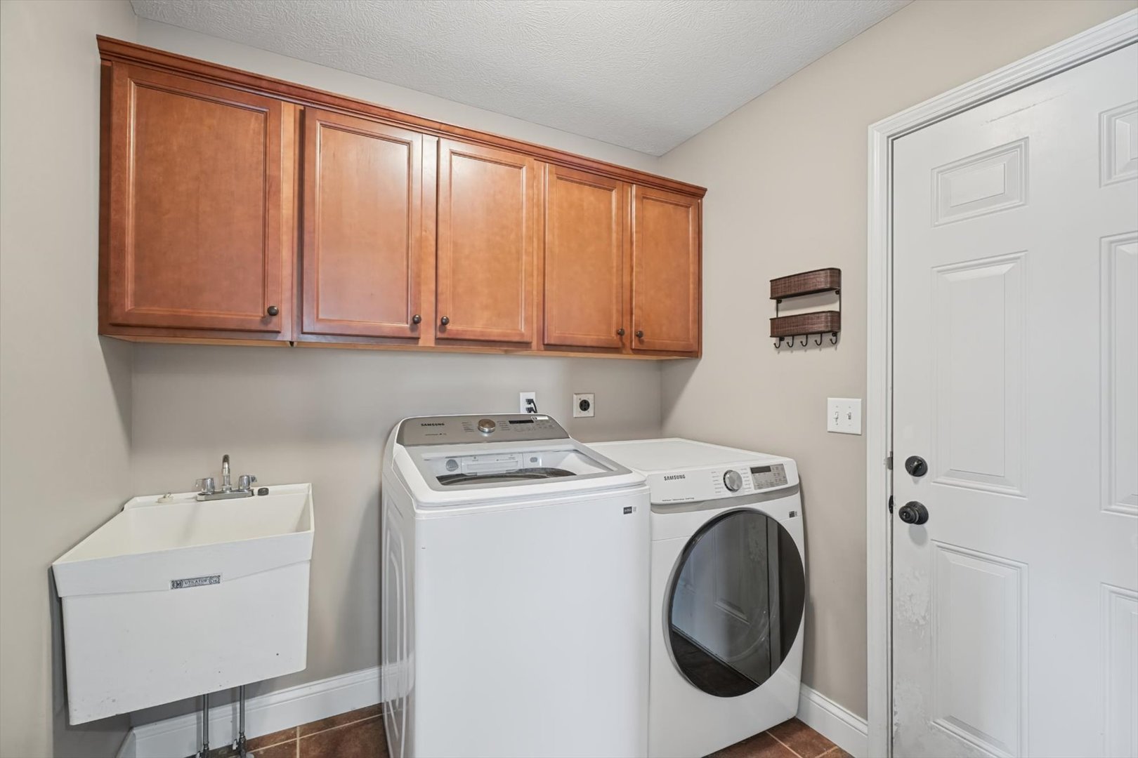 Property photo 61