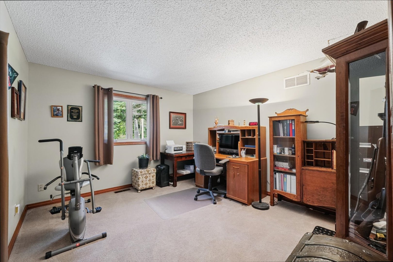 Property photo 32