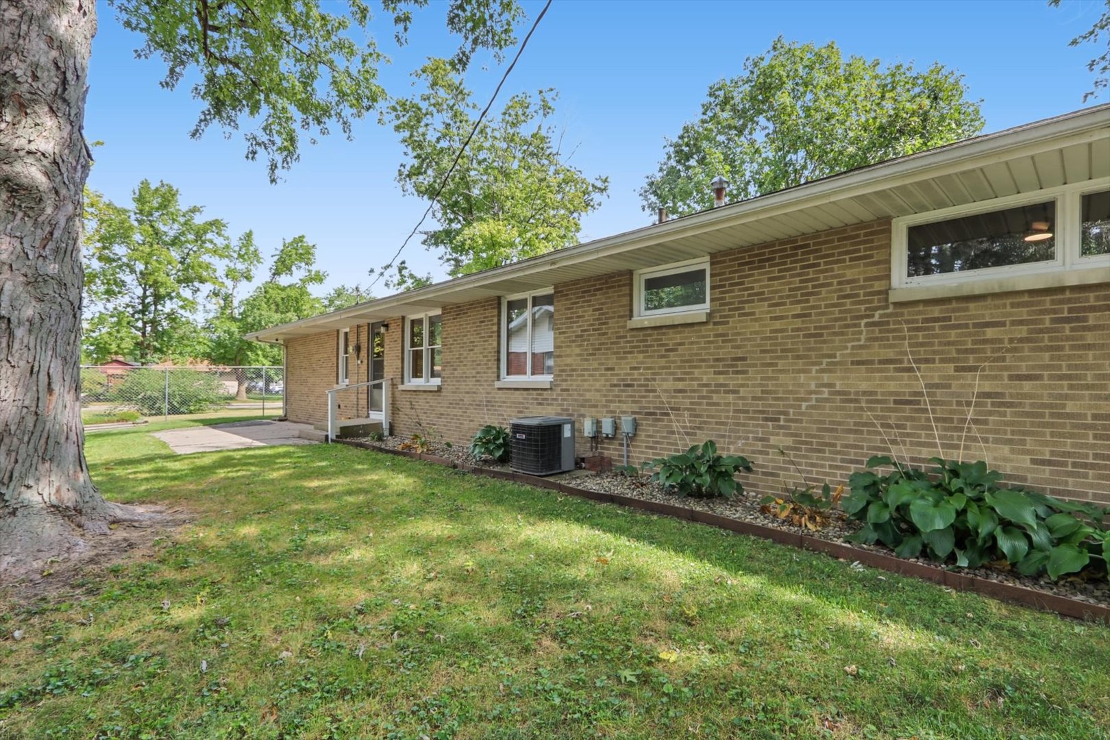 Property photo 38