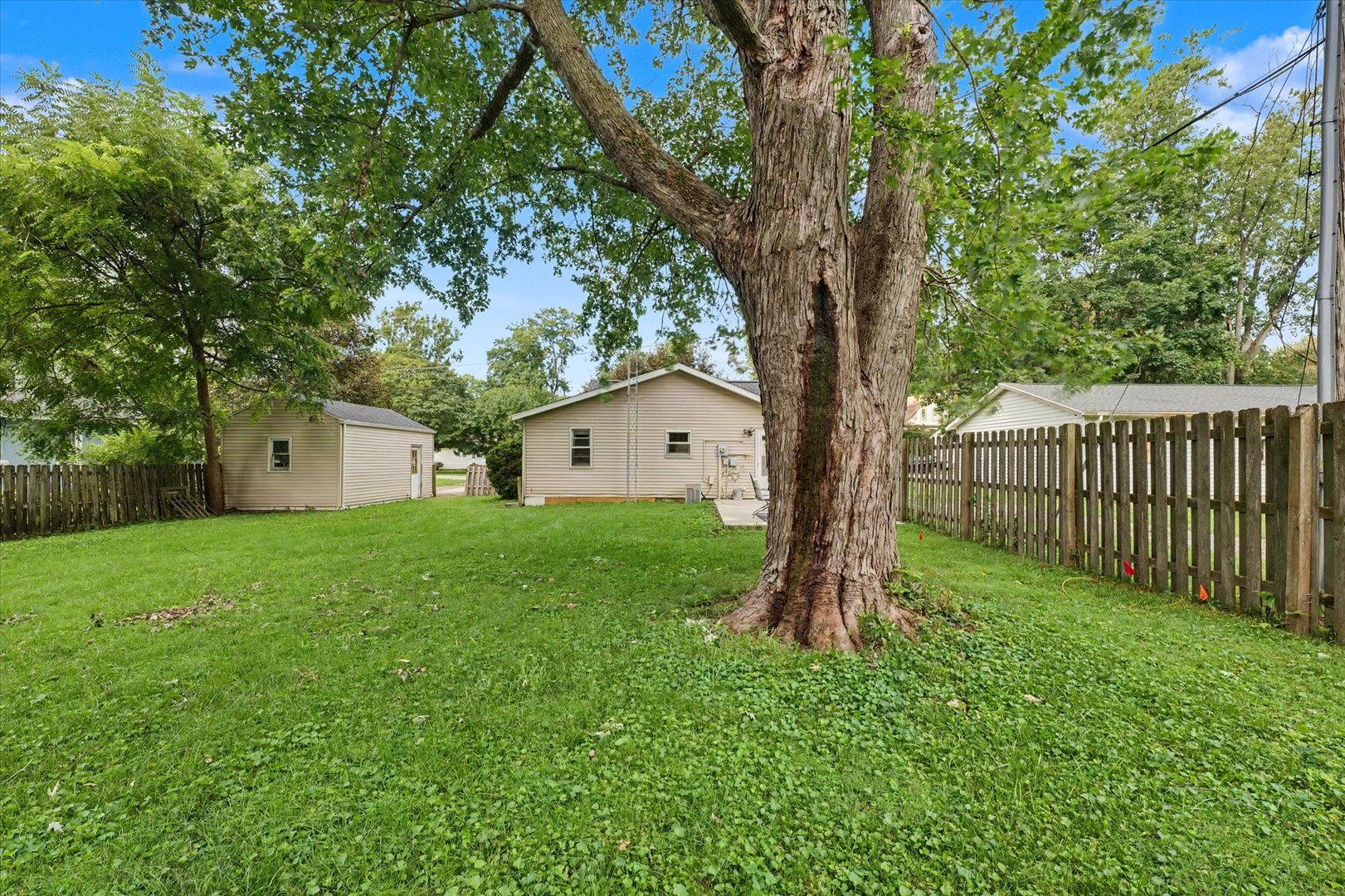 Property photo 24