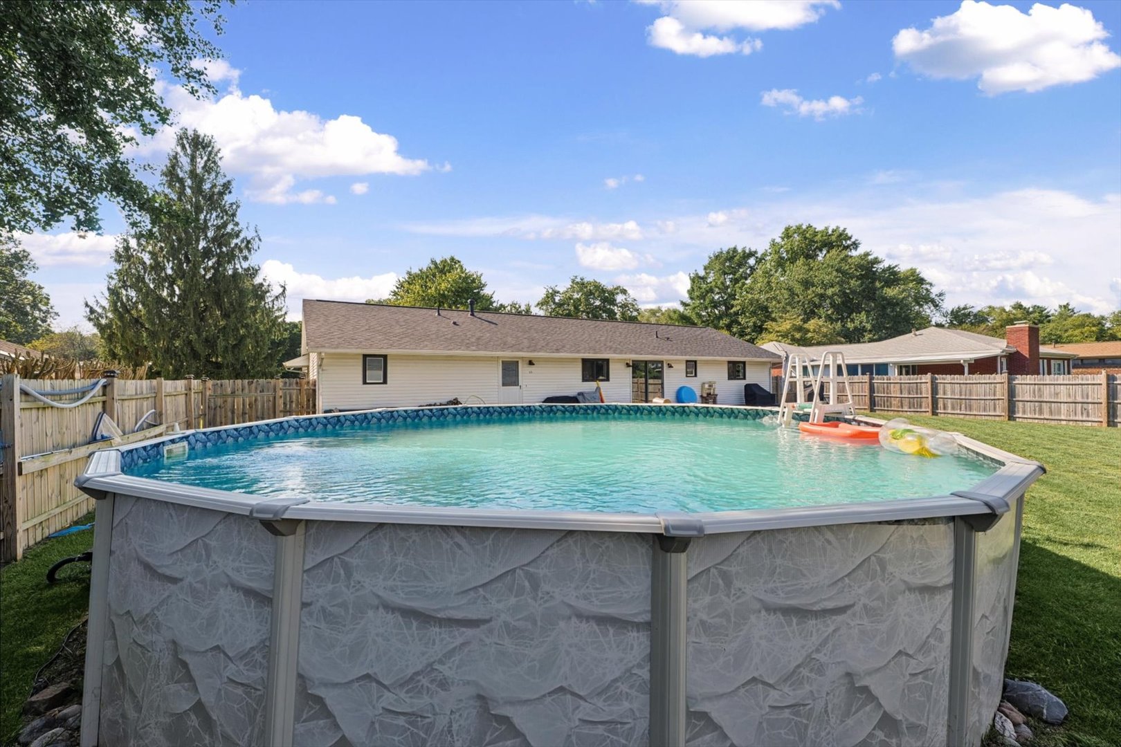 Property photo 32