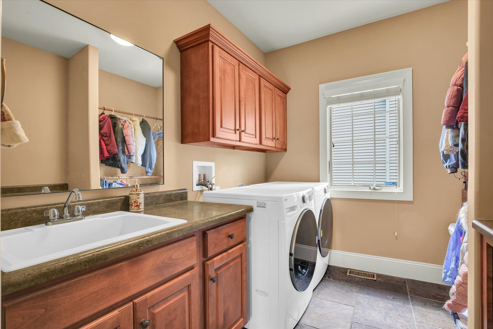 Property photo 40
