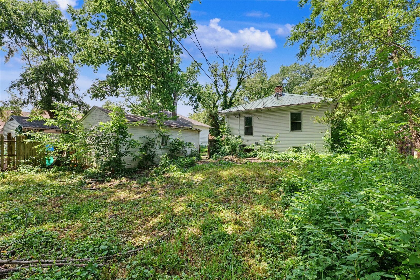 Photo 28 of 402 S Johnson Avenue