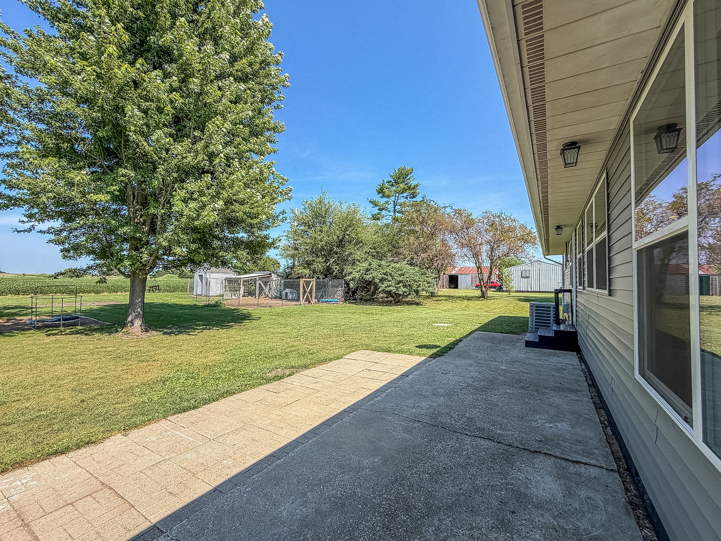 Property photo 35