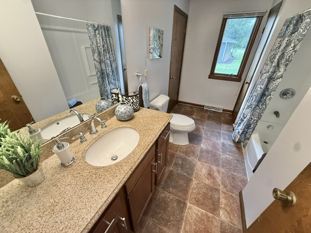 Property photo 85