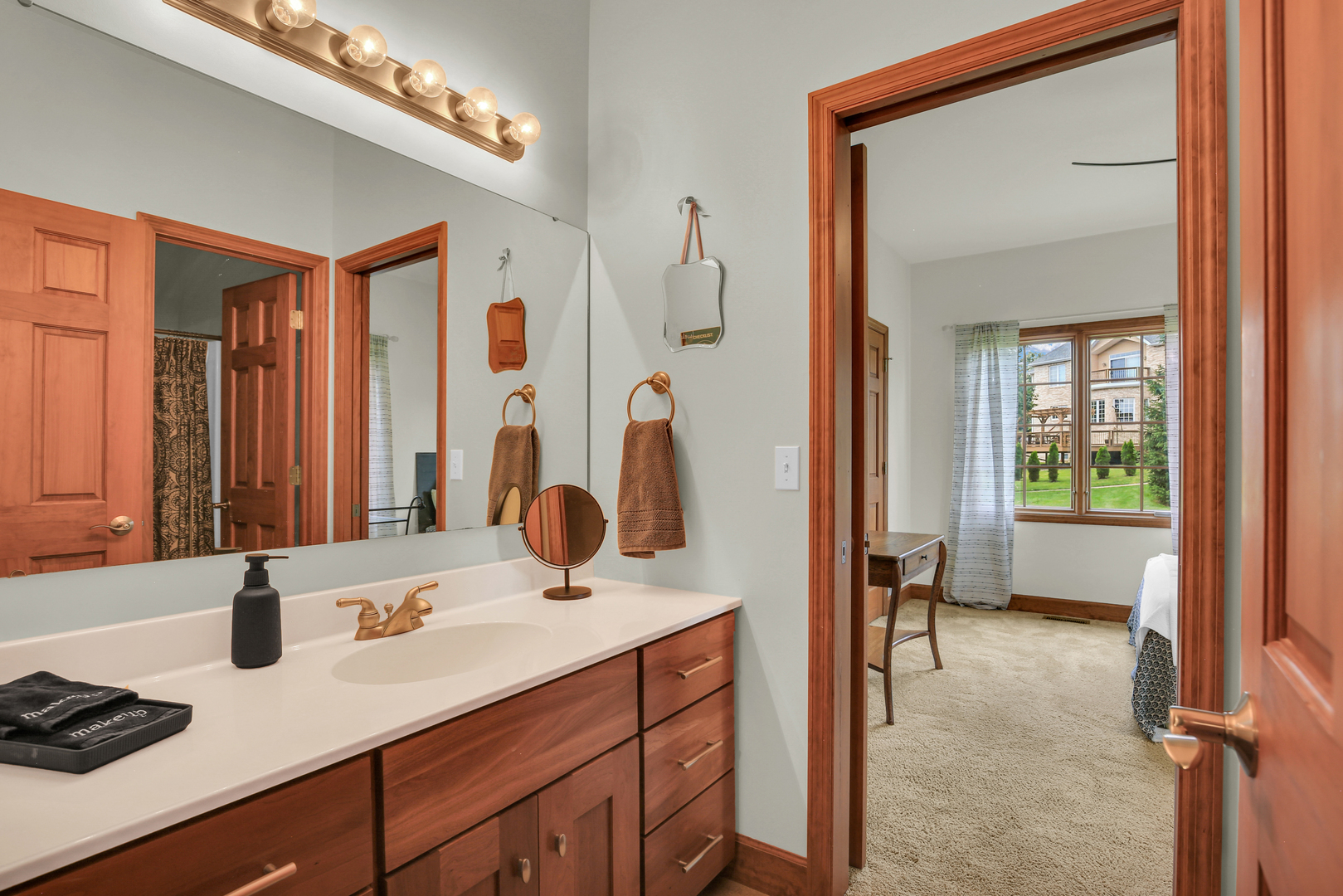 Property photo 33