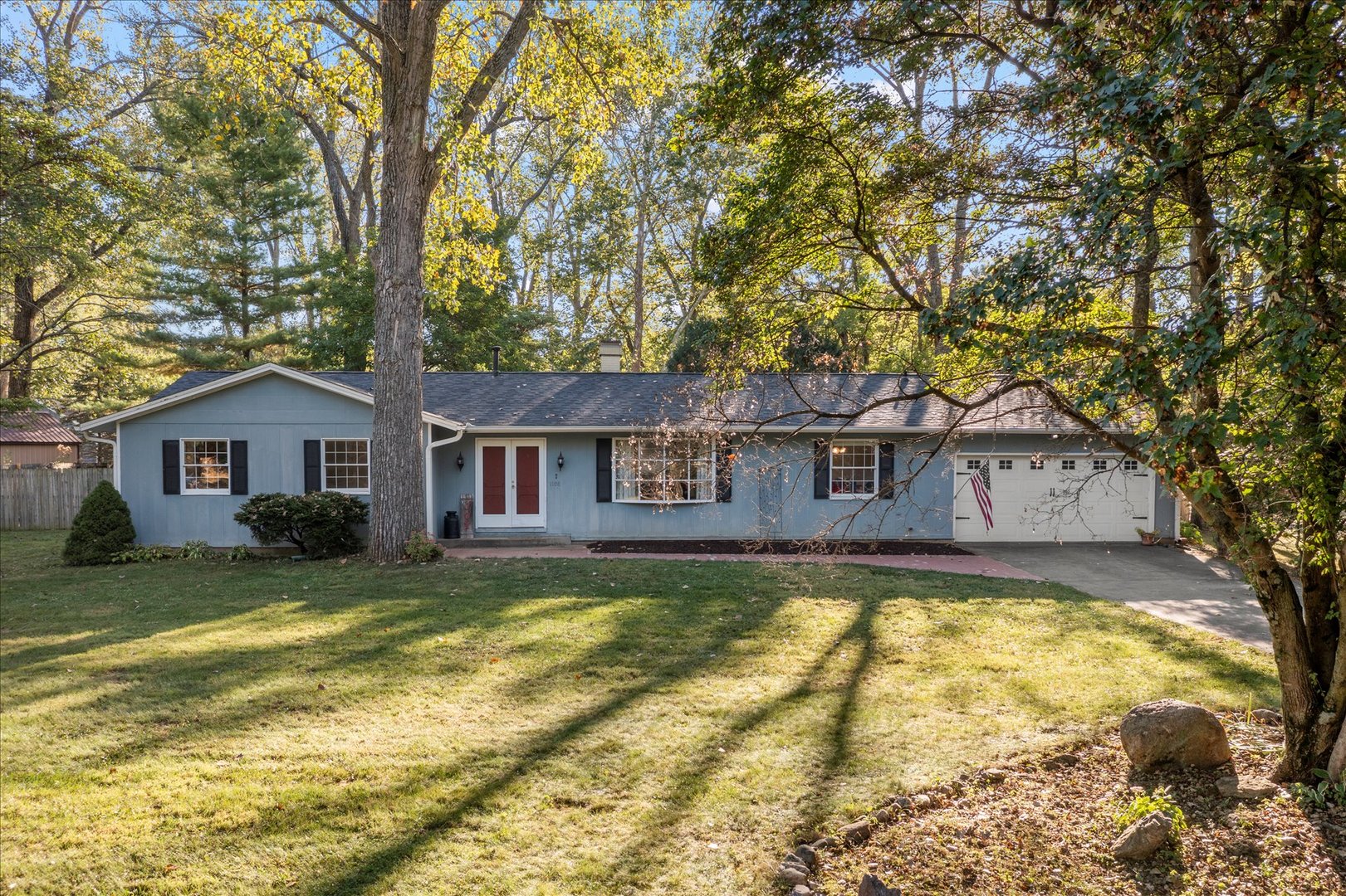 Photo of 1108 Riverside Court, Mahomet, IL