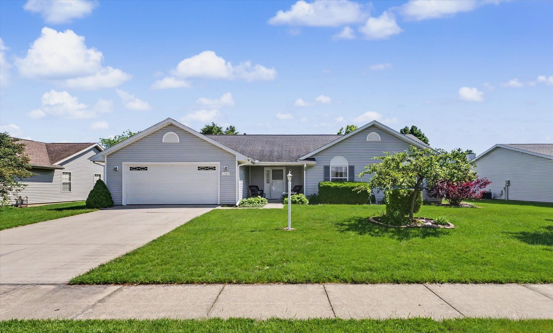 Photo of 1507 E Grand Avenue, St. Joseph, IL