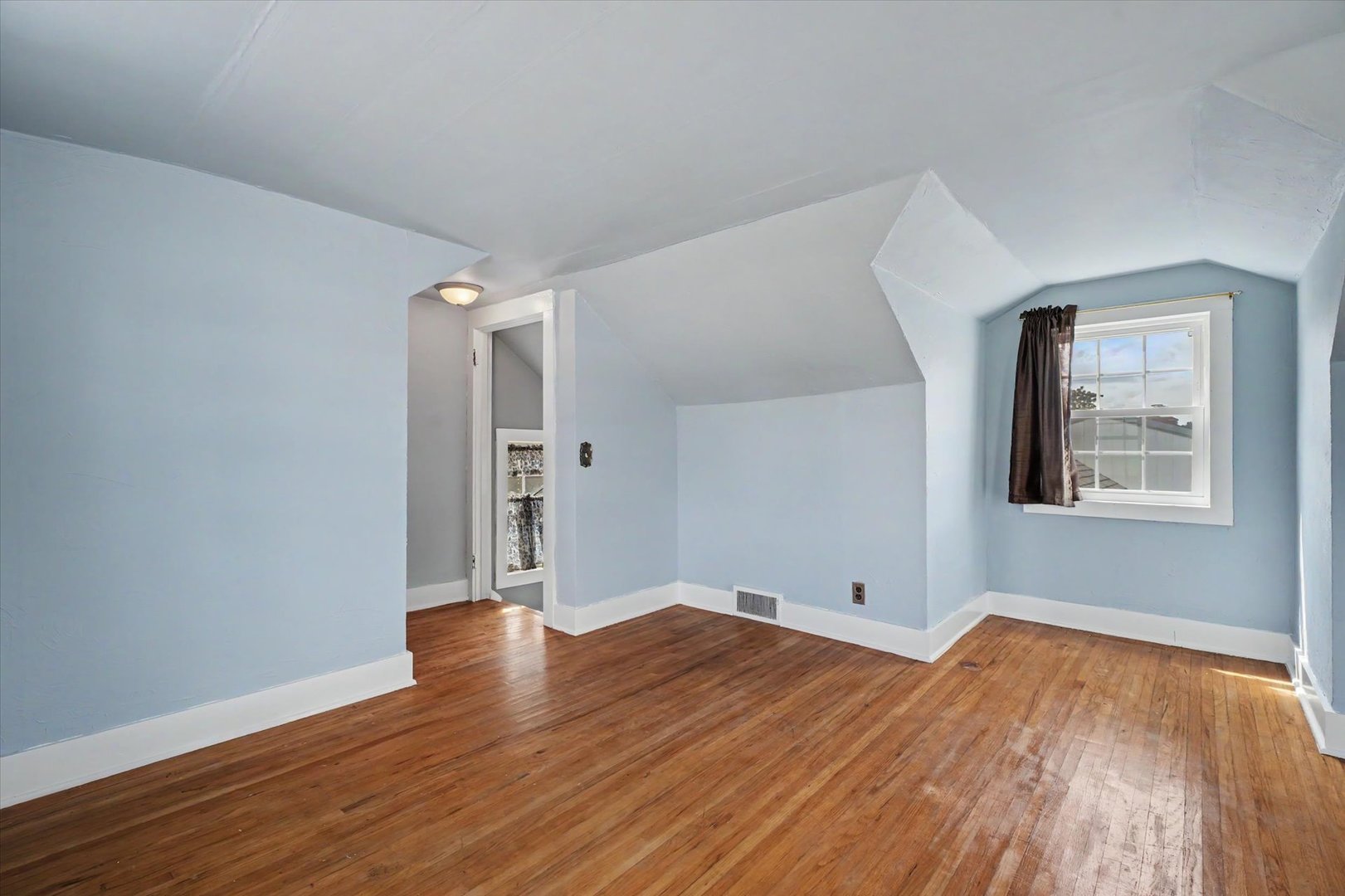 Property photo 31