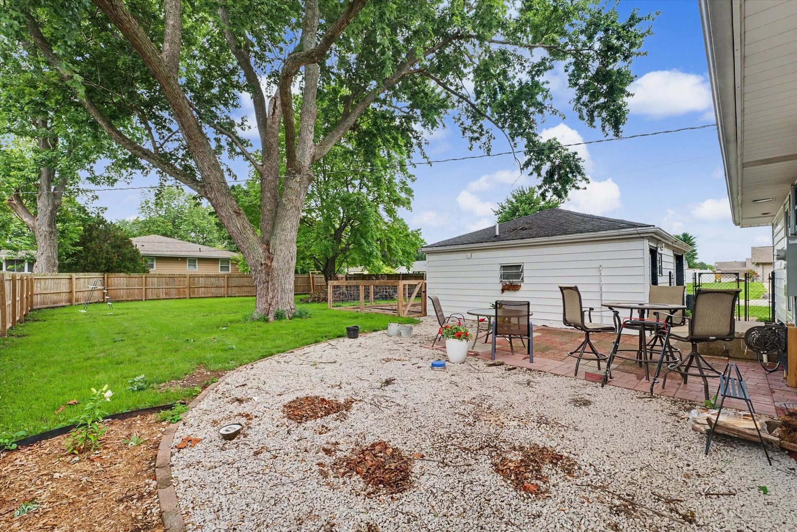 Property photo 30