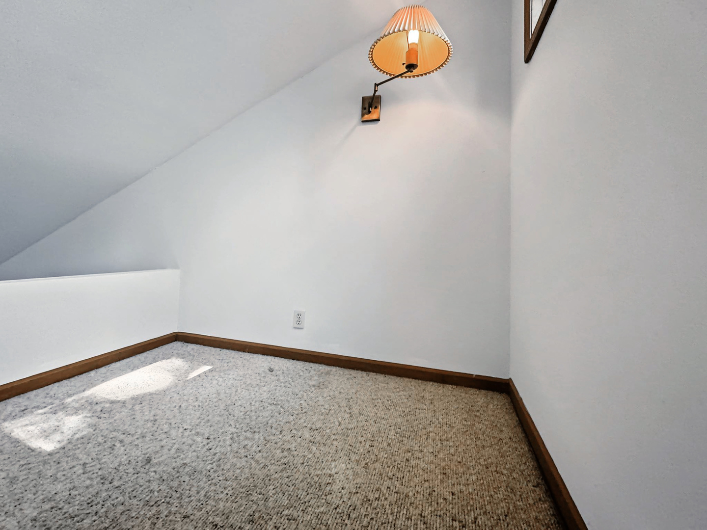 Property photo 100