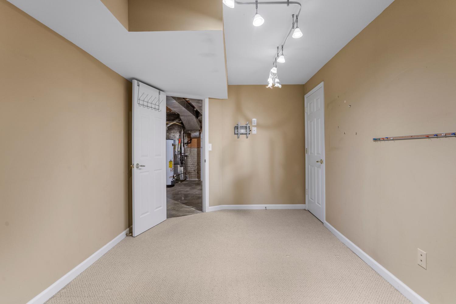 Property photo 36