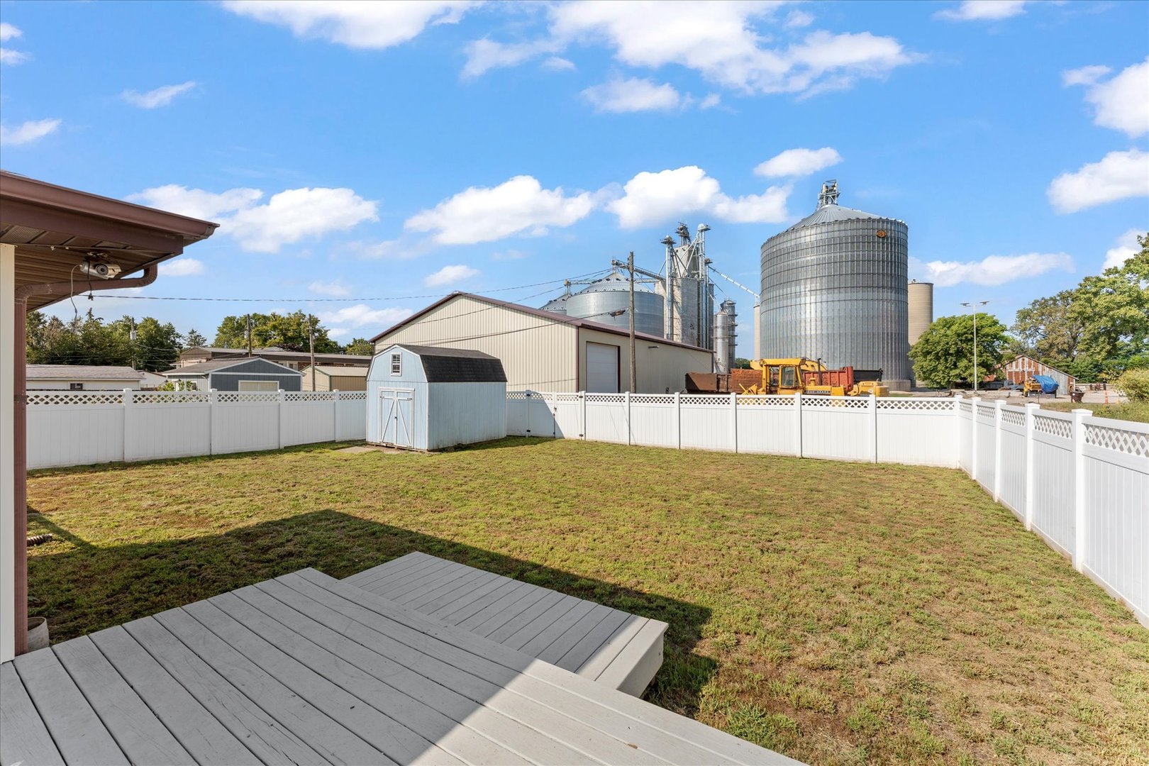Property photo 35