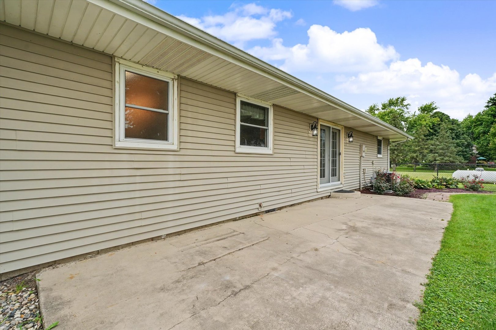 Property photo 34