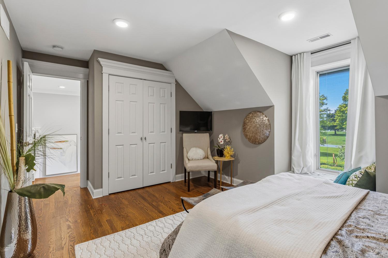Property photo 35